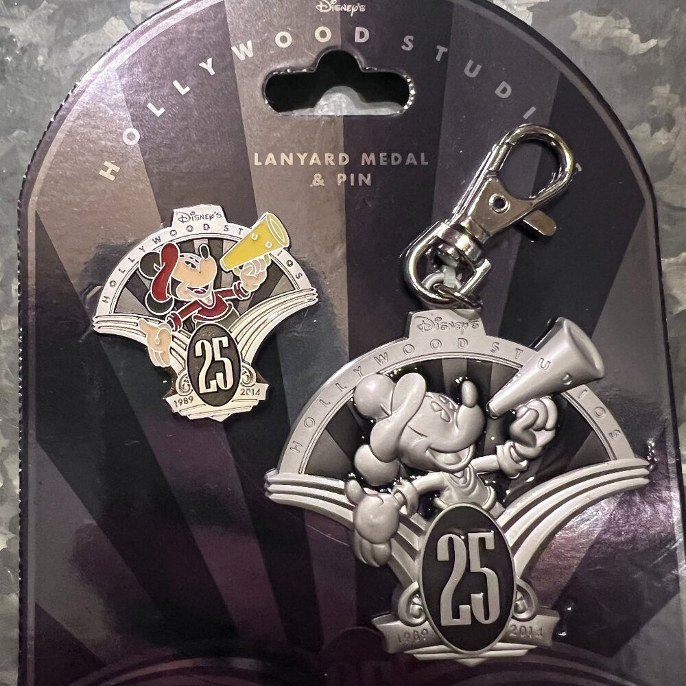 Disney Pin - Disney's Hollywood Studios 25th Anniversary - Lanyard Medal & Pin S